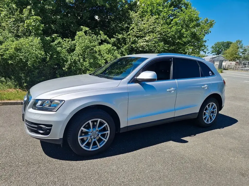Gebraucht Audi Q5 Ambiente 170 PS (125 kW) 2011 Silber SUV