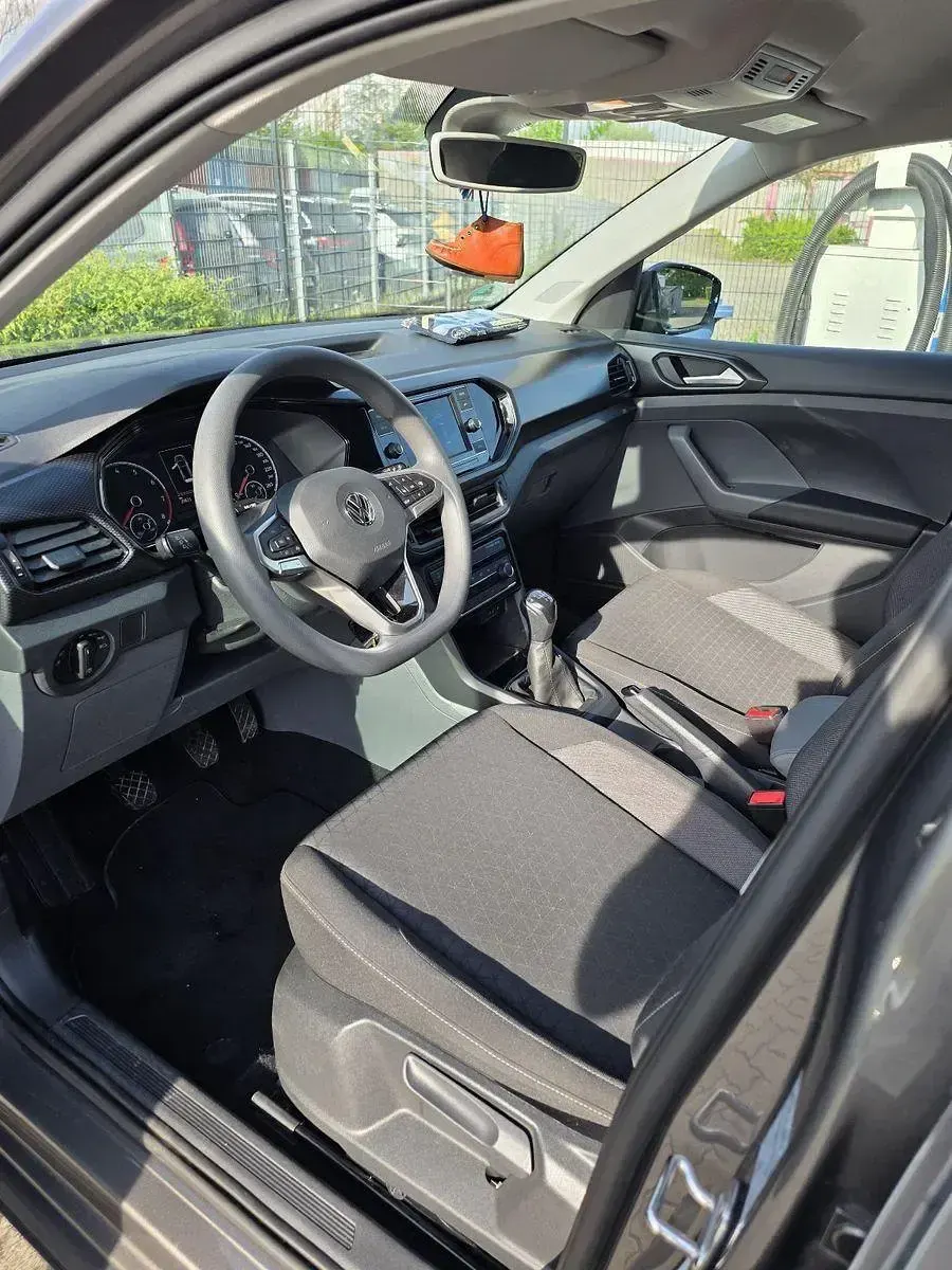 Gebraucht VW T-Cross Life 95 PS (69 kW) 2020 Grau SUV