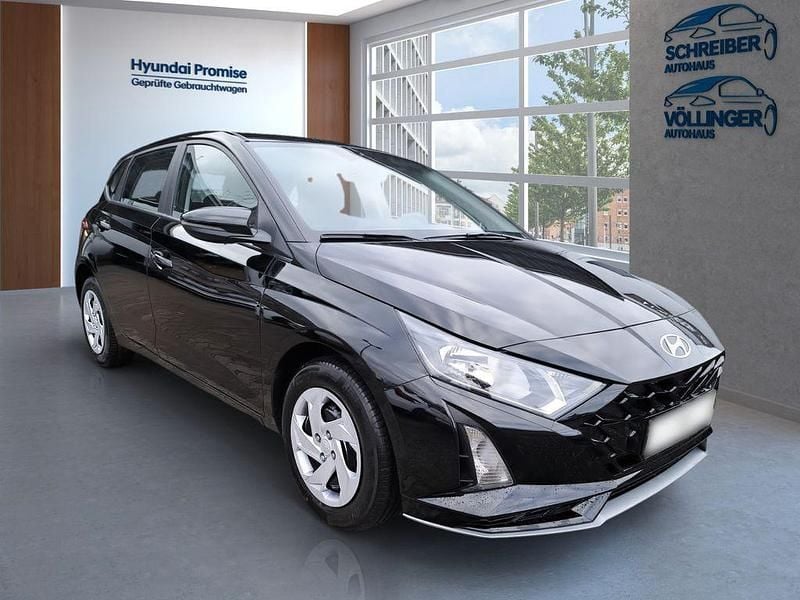 Ny Hyundai i20 Select 101 HK (74 kW) 2025 Sort Sedan