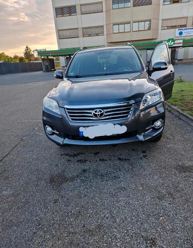 Gebraucht Toyota RAV4 158 PS (116 kW) 2010 Grau SUV