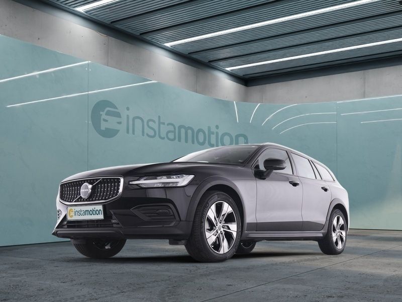 Gebraucht Volvo V60 CC Plus 197 PS (144 kW) 2023 Schwarz Kombi