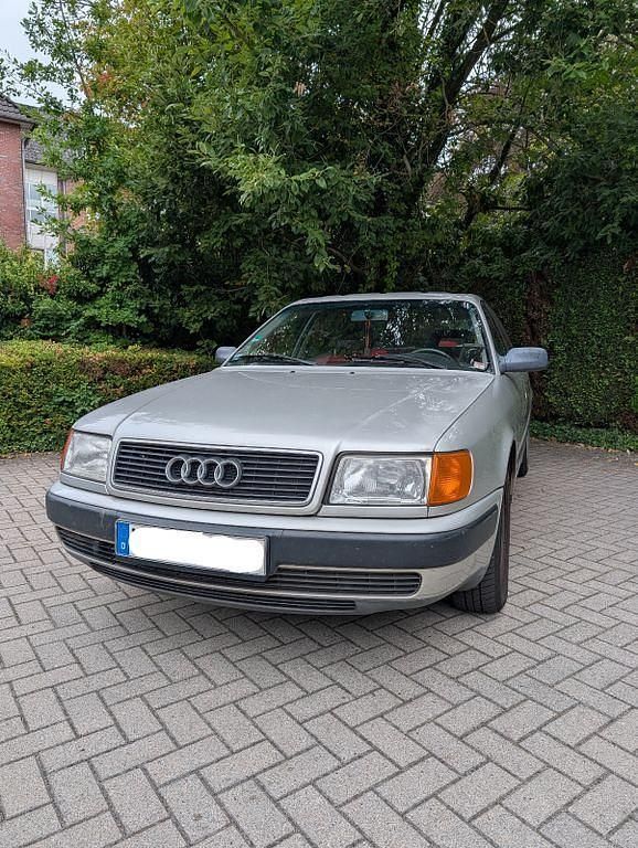 Silber Gebraucht 1992 Audi 100 Limousine | 2.000 € - Bild 1/4