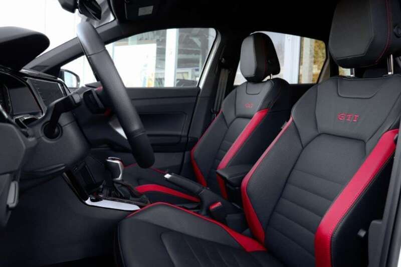 Gebraucht VW Polo Edition 207 PS (152 kW) 2024 Pure white schwarz (weiß) Limousine