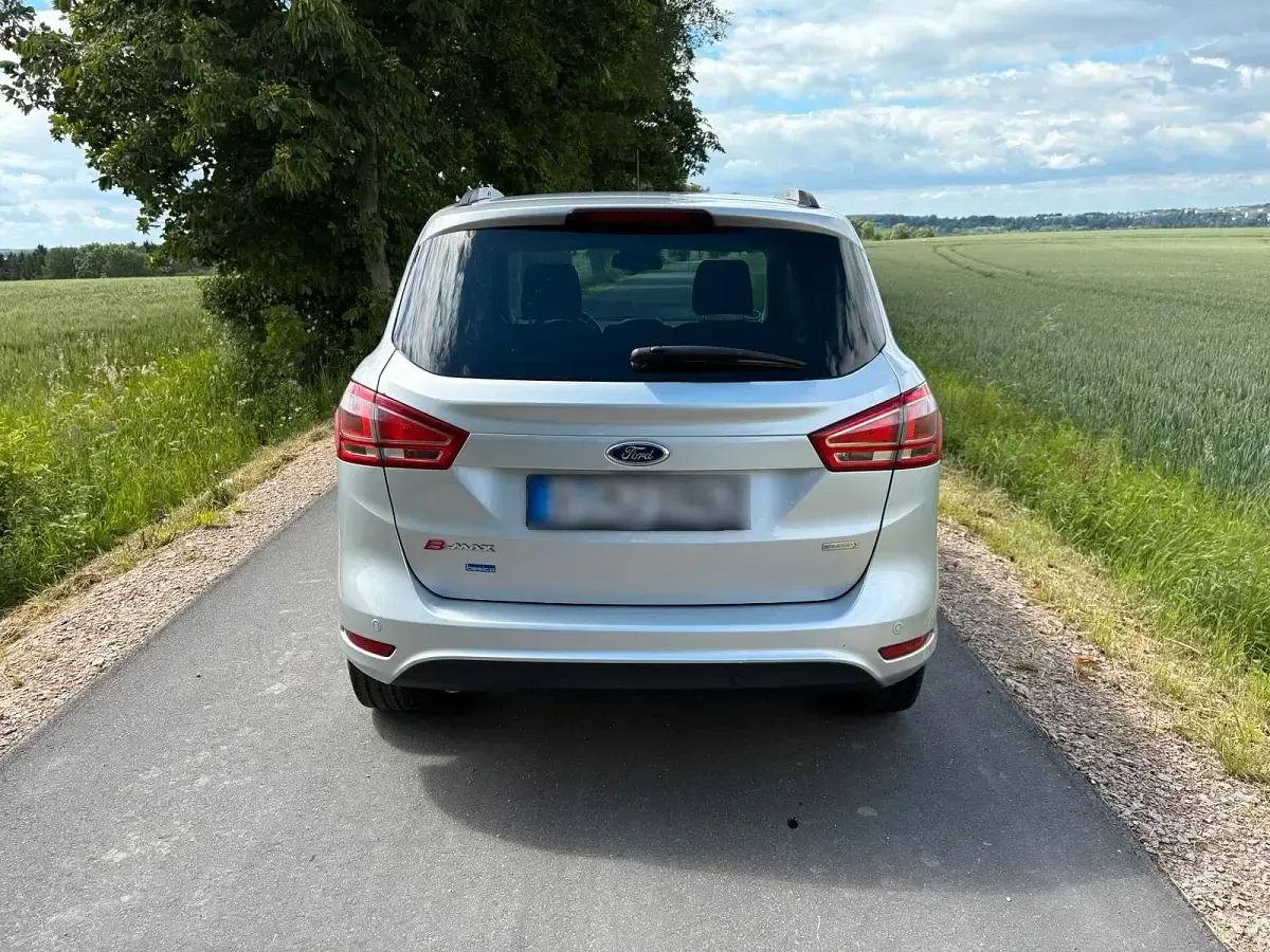 Gebraucht Ford B-MAX SYNC Edition 100 PS (73 kW) 2015 Silber Van / Kleinbus