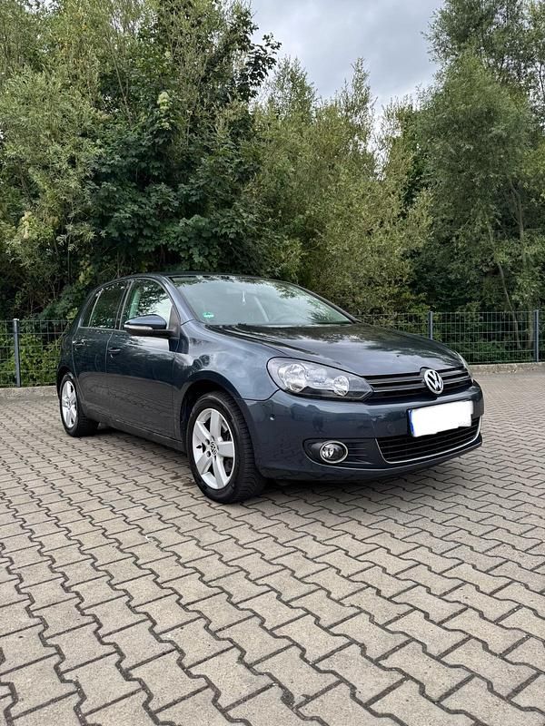 Gebraucht VW Golf VI 140 PS (102 kW) 2010 Andere farben Kleinwagen