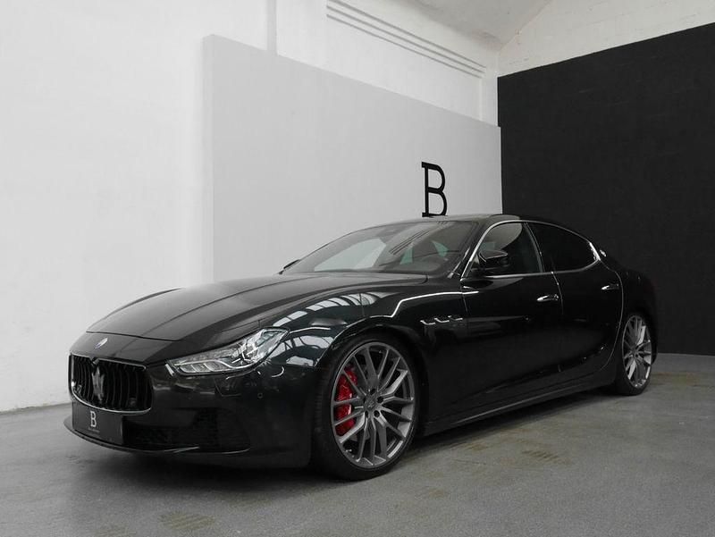 Schwarz Gebraucht 2017 Maserati Ghibli Coupé | 29.290 € (Etwas zu teuer) - Bild 1/4