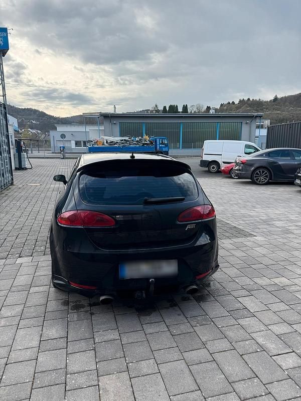 Gebraucht Seat Leon 131 PS (96 kW) 2008 Schwarz Kleinwagen