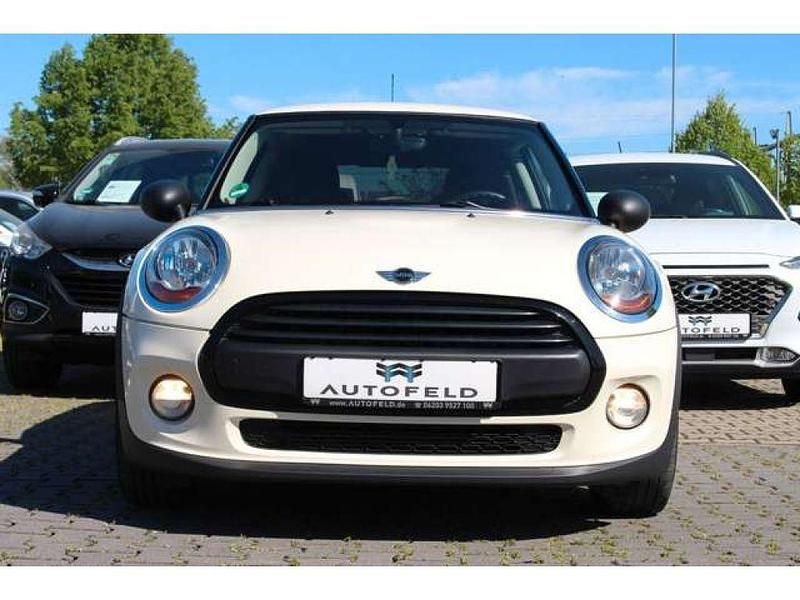 Second-hand Mini ONE 75 CP (55 kW) 2016 Alb Hatchback