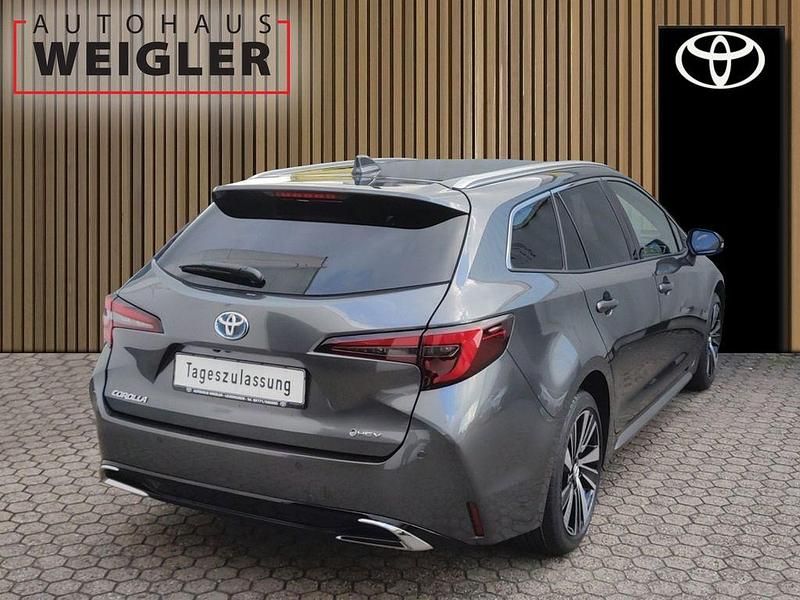 Gebraucht Toyota Corolla 152 PS (111 kW) 2025 Grau Limousine