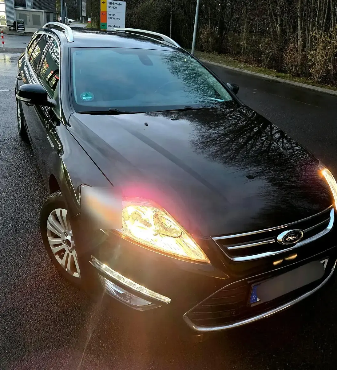 Gebraucht Ford Mondeo Titanium 140 PS (102 kW) 2012 Schwarz Kombi