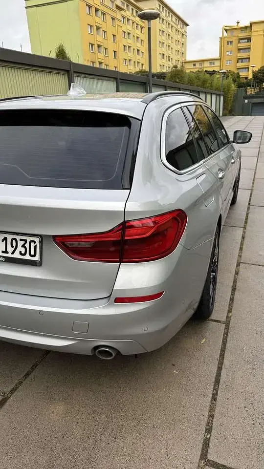 Gebraucht BMW 530 Sport Line 265 PS (194 kW) 2019 Kombi