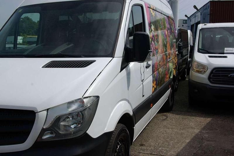 Gebraucht Mercedes Sprinter 114 PS (83 kW) 2018 Arktikweiss Van