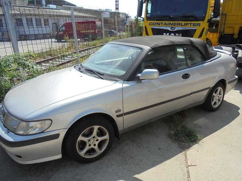 Gebraucht Saab 9-3 Cabriolet 154 PS (113 kW) 2000 Silber Cabrio