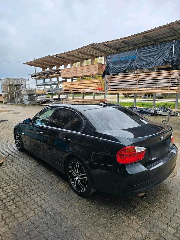 Gebraucht BMW 320 150 PS (110 kW) 2006 Schwarz Limousine