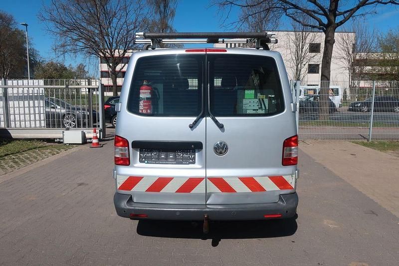 Gebraucht VW Transporter 140 PS (102 kW) 2011 Silber Van