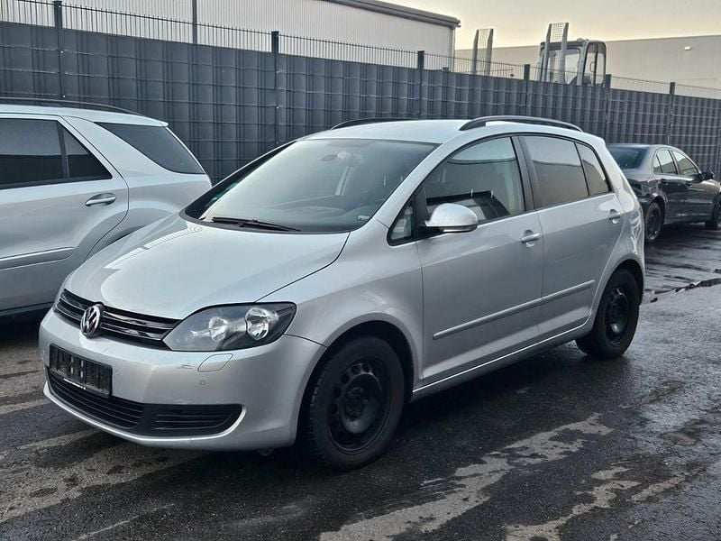 Silber Gebraucht 2010 VW Golf Plus Comfortline Van / Kleinbus | 2.950 € (Superpreis) - Bild 1/4