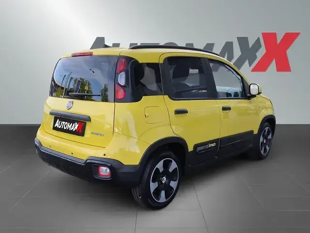 Neu Fiat Panda Cross 65 PS (47 kW) 2025 Rot Kleinwagen