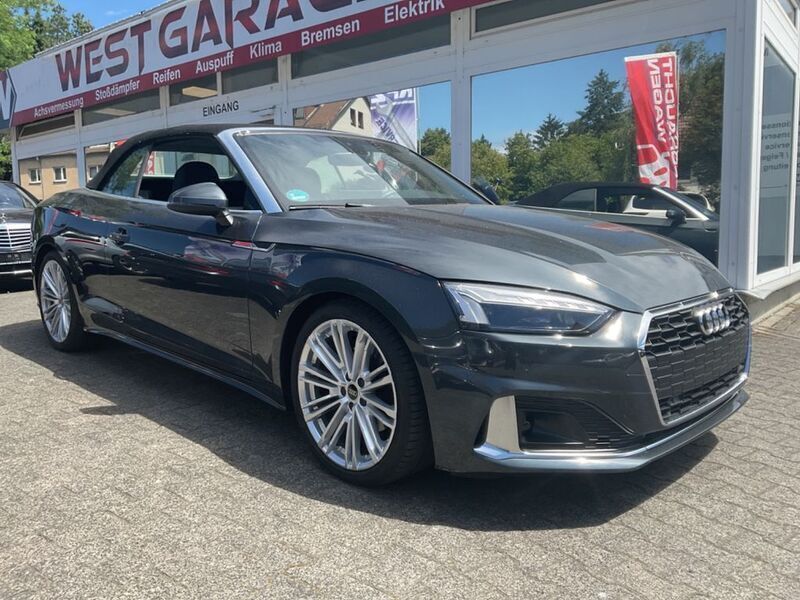 Grau Gebraucht 2024 Audi A5 Cabriolet Advanced Cabrio | 42.900 € (Superpreis) - Bild 1/4