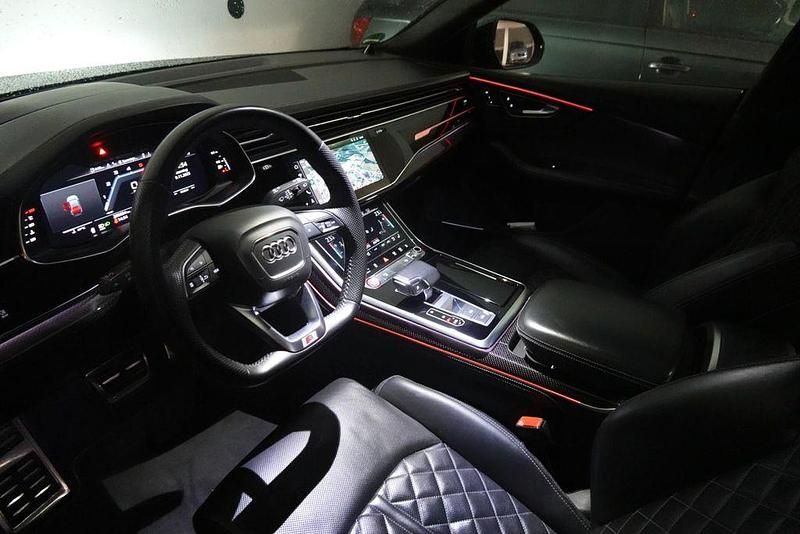 Gebraucht Audi SQ8 Ambiente 435 PS (319 kW) 2020 Schwarz SUV