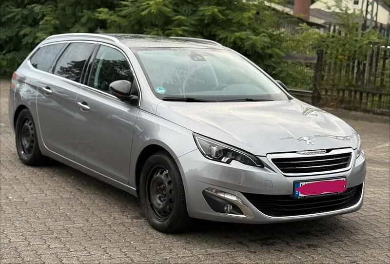 Gebraucht Peugeot 308 SW Allure 131 PS (96 kW) 2016 Grau Kombi