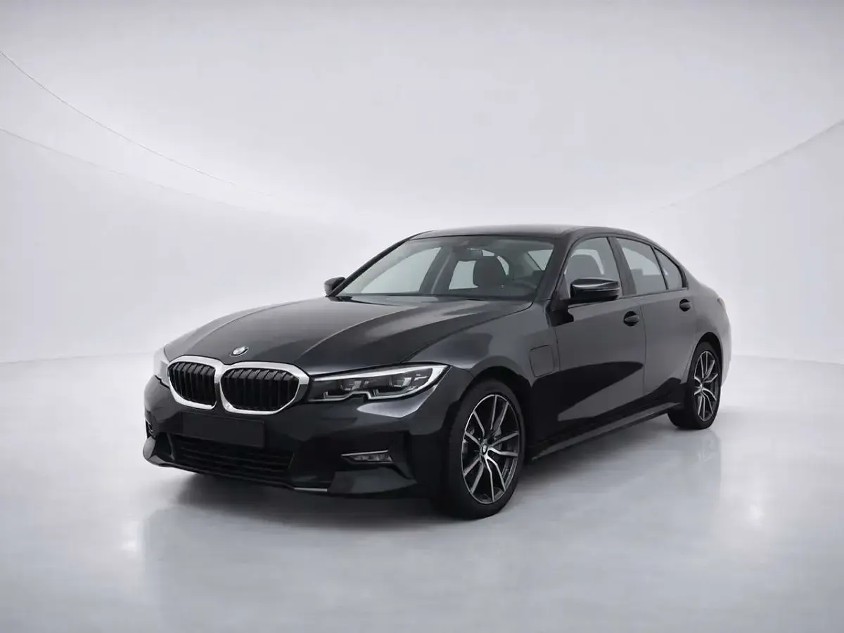 Gebraucht BMW 330e Advantage 292 PS (214 kW) 2020 Schwarz Limousine