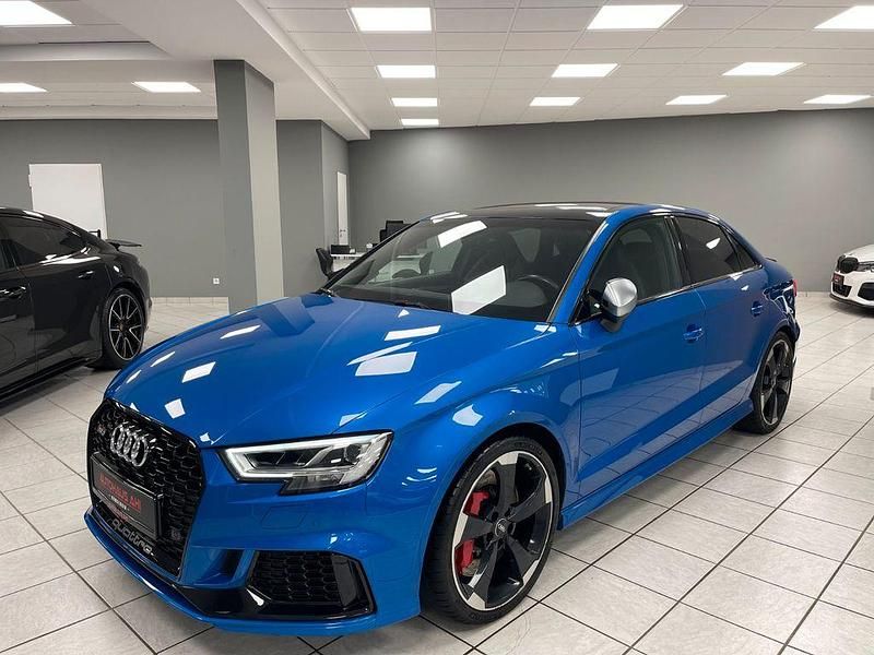 Gebraucht Audi RS3 Ambiente 400 PS (294 kW) 2018 Blau Limousine
