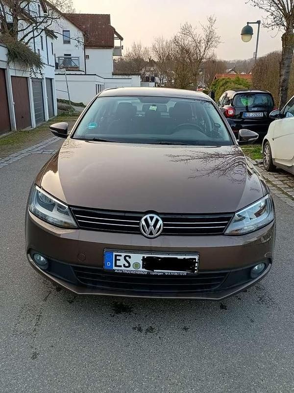 Gebraucht VW Jetta Comfortline 105 PS (77 kW) 2012 Limousine