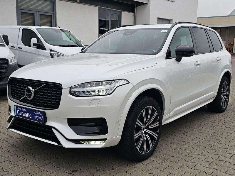 Crystal white / metallic Gebraucht 2023 Volvo XC90 Plus SUV | 53.990 € (Guter Preis) - Bild 1/4