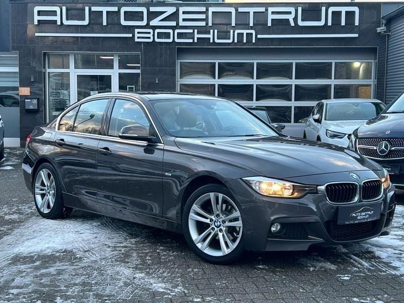 Gebraucht BMW 320 Luxury Line 184 PS (135 kW) 2014 Braun Limousine
