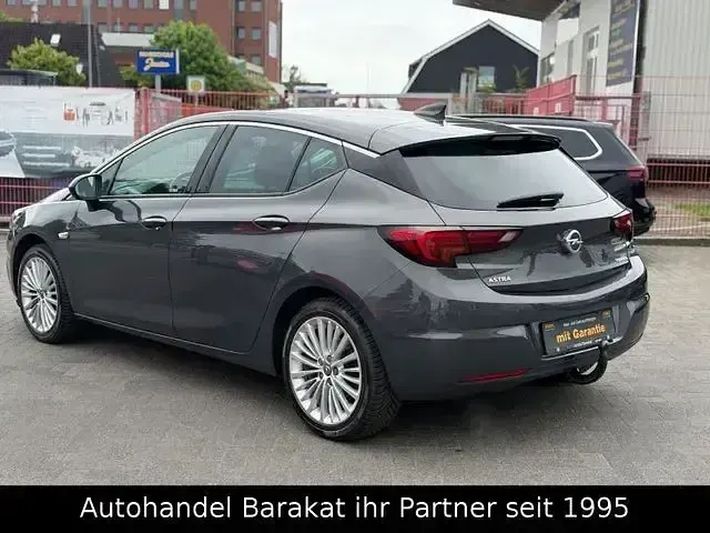 Używany Opel Astra Innovation 150 KM (110 kW) 2016 Szary Sedan/Limuzyna