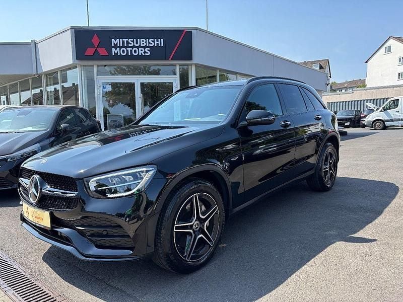 Schwarz Gebraucht 2022 Mercedes GLC220 AMG line SUV | 37.990 € (Superpreis) - Bild 1/4