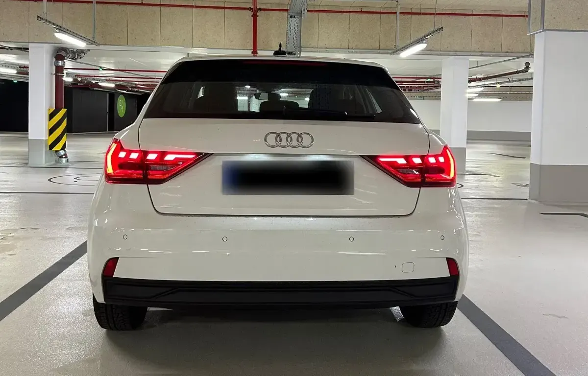 Gebraucht Audi A1 Sportback 110 PS (80 kW) 2024 Weiß Kleinwagen