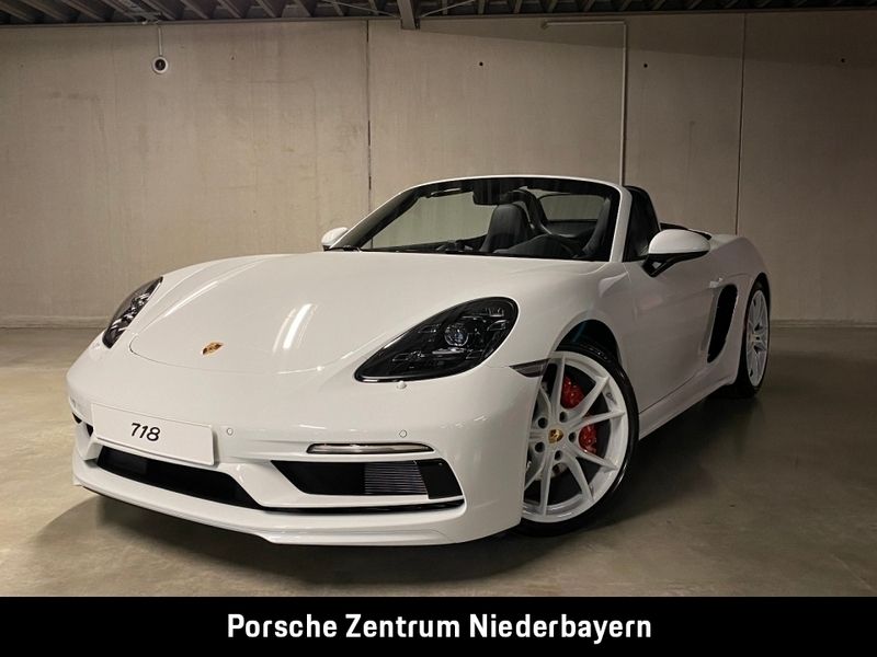 Gebraucht Porsche Boxster 349 PS (256 kW) 2024 Weiss/verdeck schwarz Cabrio