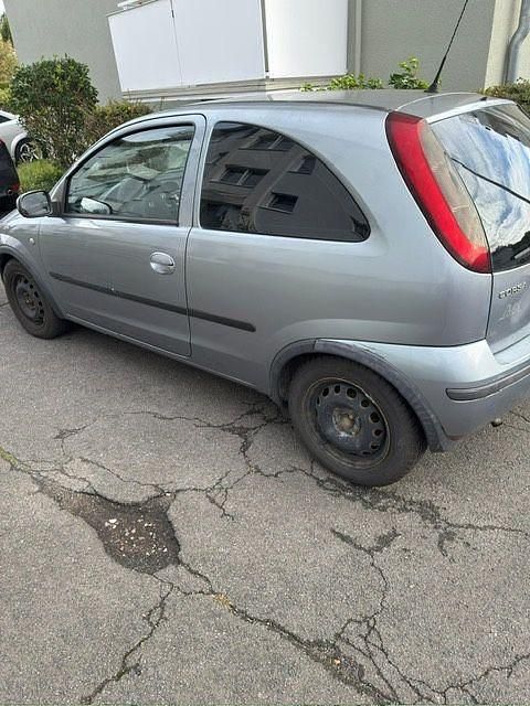 Gebraucht Opel Corsa 58 PS (42 kW) 2002 Grau Limousine