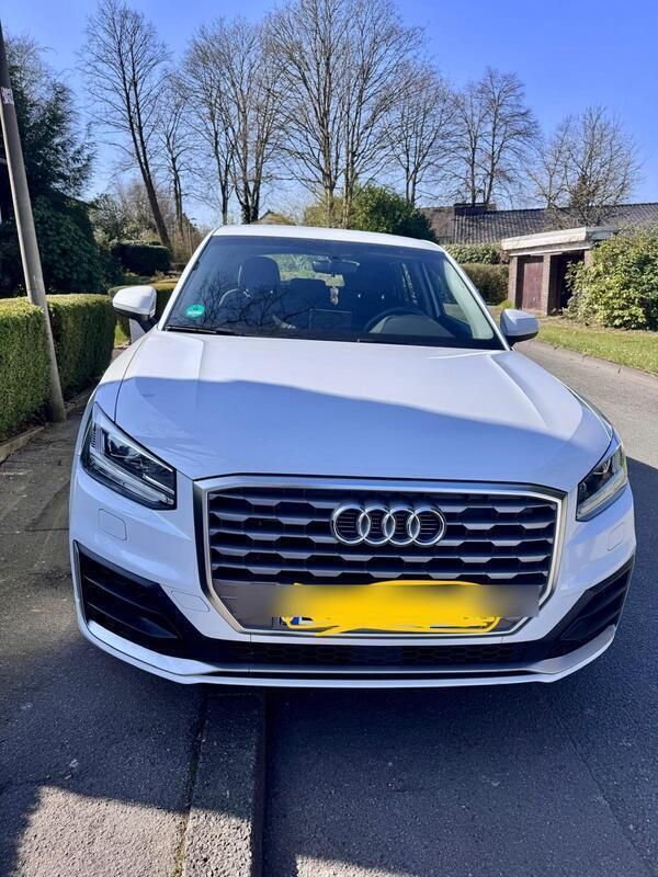 Weiß Gebraucht 2019 Audi Q2 S-Line SUV | 21.500 € (Guter Preis) - Bild 1/4