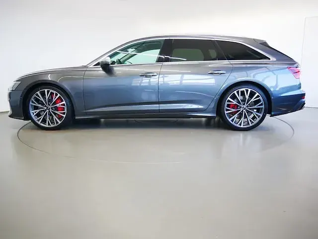 Gebraucht Audi S6 Ambiente 344 PS (253 kW) 2022 Daytonagrau perleffekt Kombi