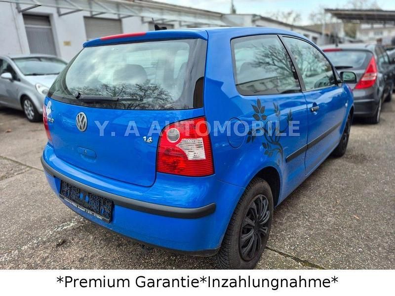 Gebraucht VW Polo 75 PS (55 kW) 2003 Blau Kleinwagen