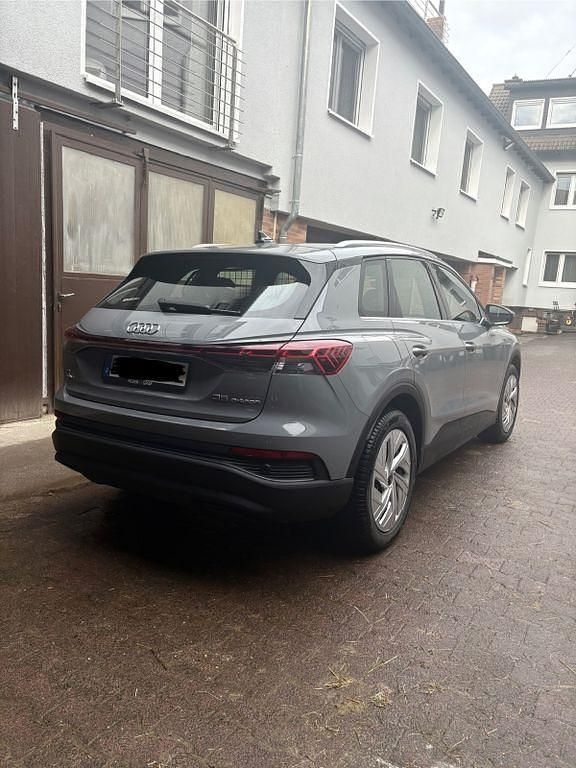 Gebraucht Audi Q4 e-tron 125 kW (170 PS) 2022 Grau SUV