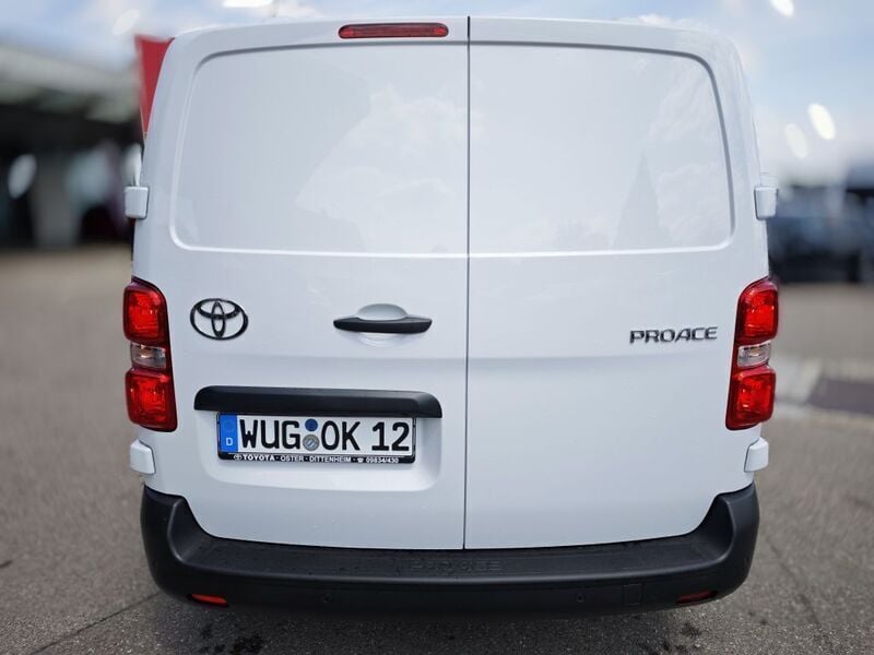 Gebraucht Toyota Proace 120 PS (88 kW) 2024 Ice white Van / Kleinbus