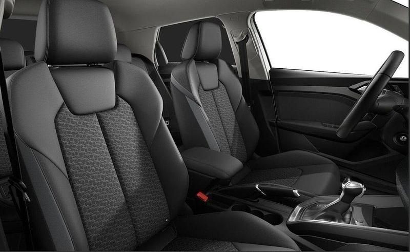 Gebraucht Audi A1 Sportback Advanced 116 PS (85 kW) 2025 Silber Kleinwagen