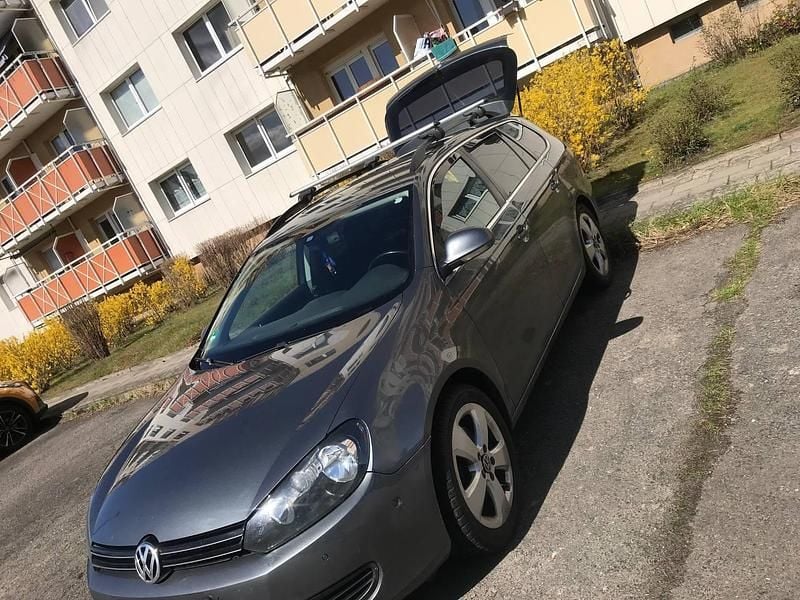 Gebraucht VW Golf VI 140 PS (102 kW) 2011 Silber Kleinwagen