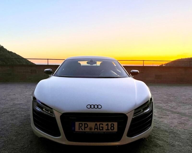 Blau Gebraucht 2014 Audi R8 Coupé Ambiente Coupé | 85.000 € (Fairer Preis) - Bild 1/4