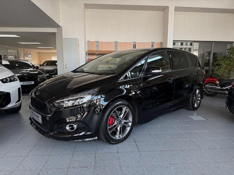 Schwarz Gebraucht 2019 Ford S-MAX ST-Line Van / Kleinbus | 27.950 € (Teuer) - Bild 1/4