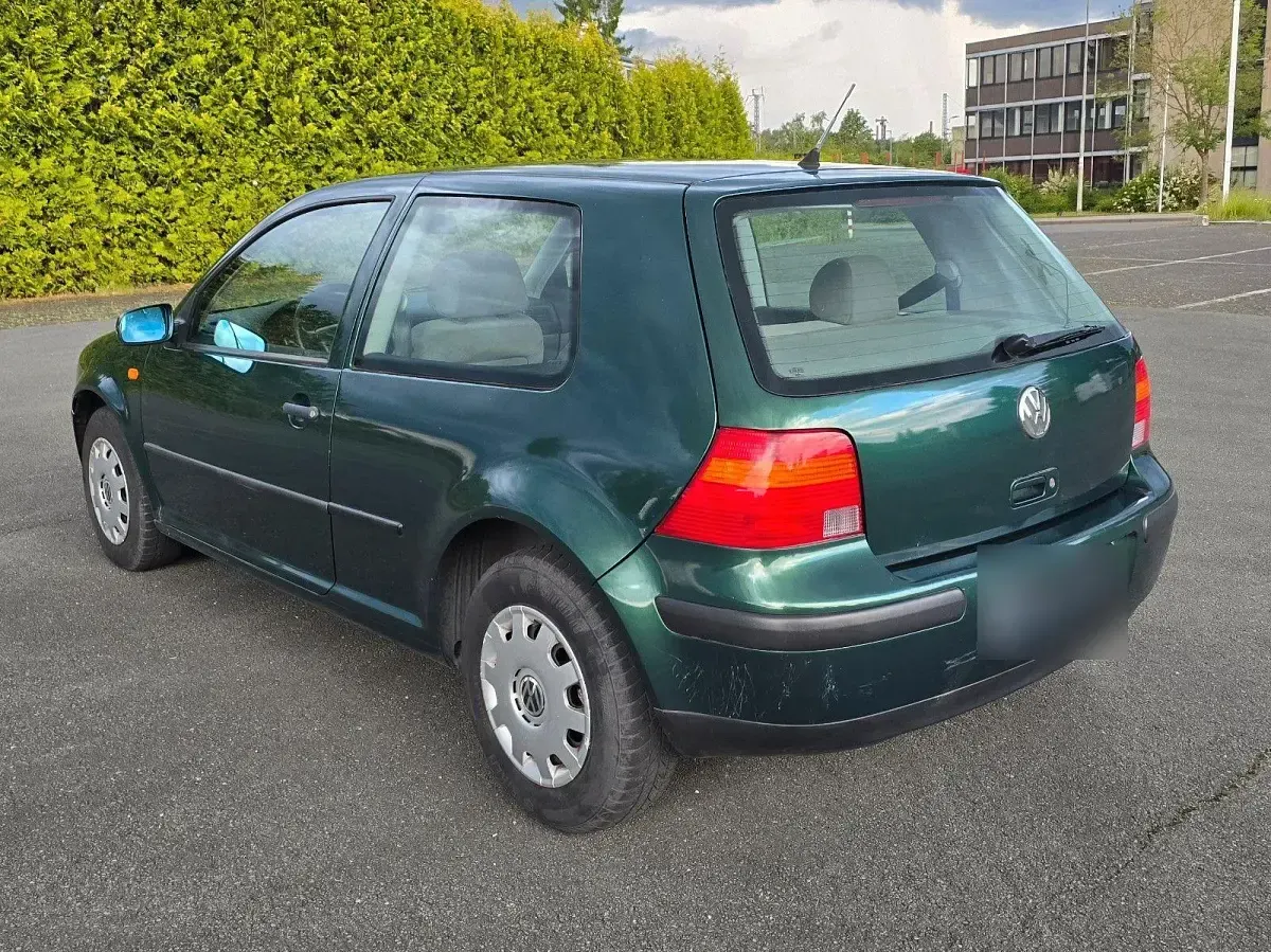 Gebraucht VW Golf III 75 PS (55 kW) 1998 Grün Limousine