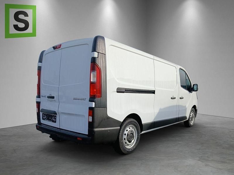 Neu Renault Trafic Komfort 150 PS (110 kW) 2025 Weiß Van / Kleinbus