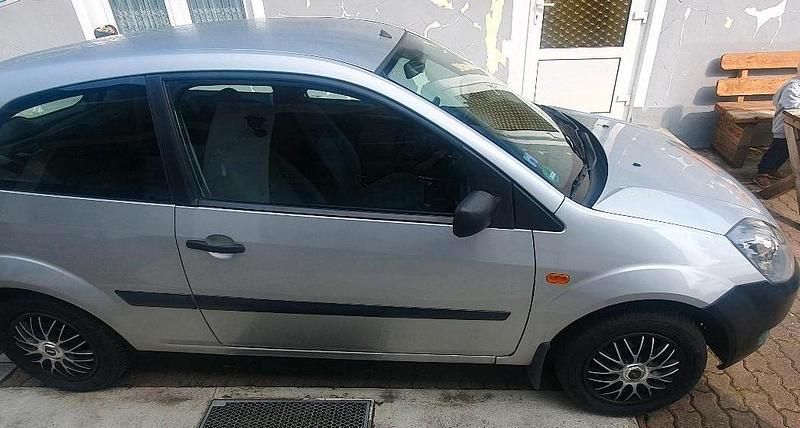Gebraucht Ford Fiesta 60 PS (44 kW) 2006 Silber Kleinwagen