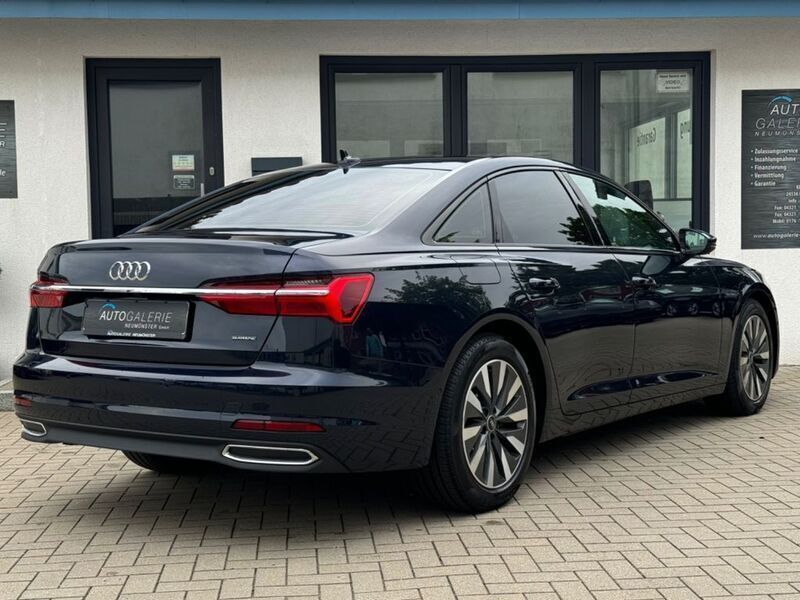 Gebraucht Audi A6 Sport 204 PS (150 kW) 2022 Firmamentblau metallic Limousine