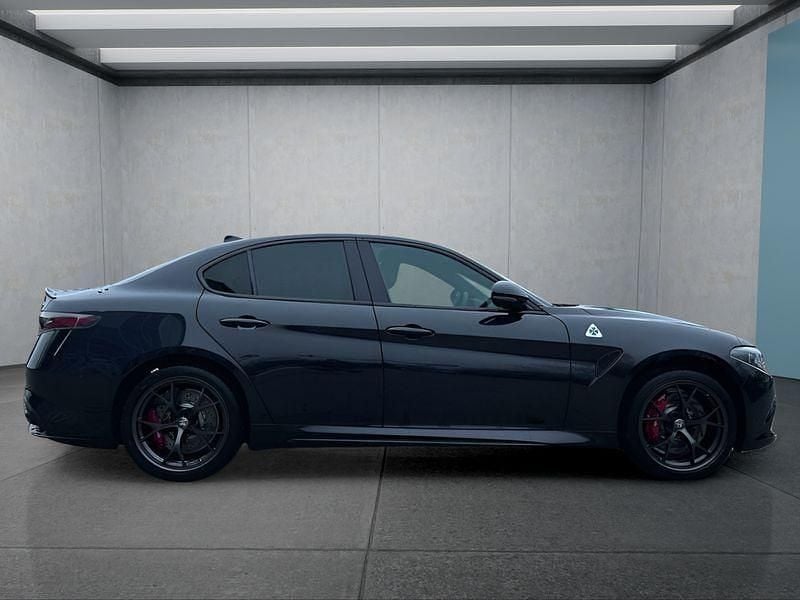 Neu Alfa Romeo Giulia 519 PS (381 kW) 2025 Schwarz Limousine