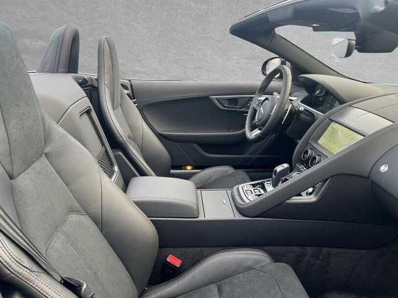 Gebraucht Jaguar F-Type R-Dynamic 304 PS (223 kW) 2024 Eiger grey Cabrio