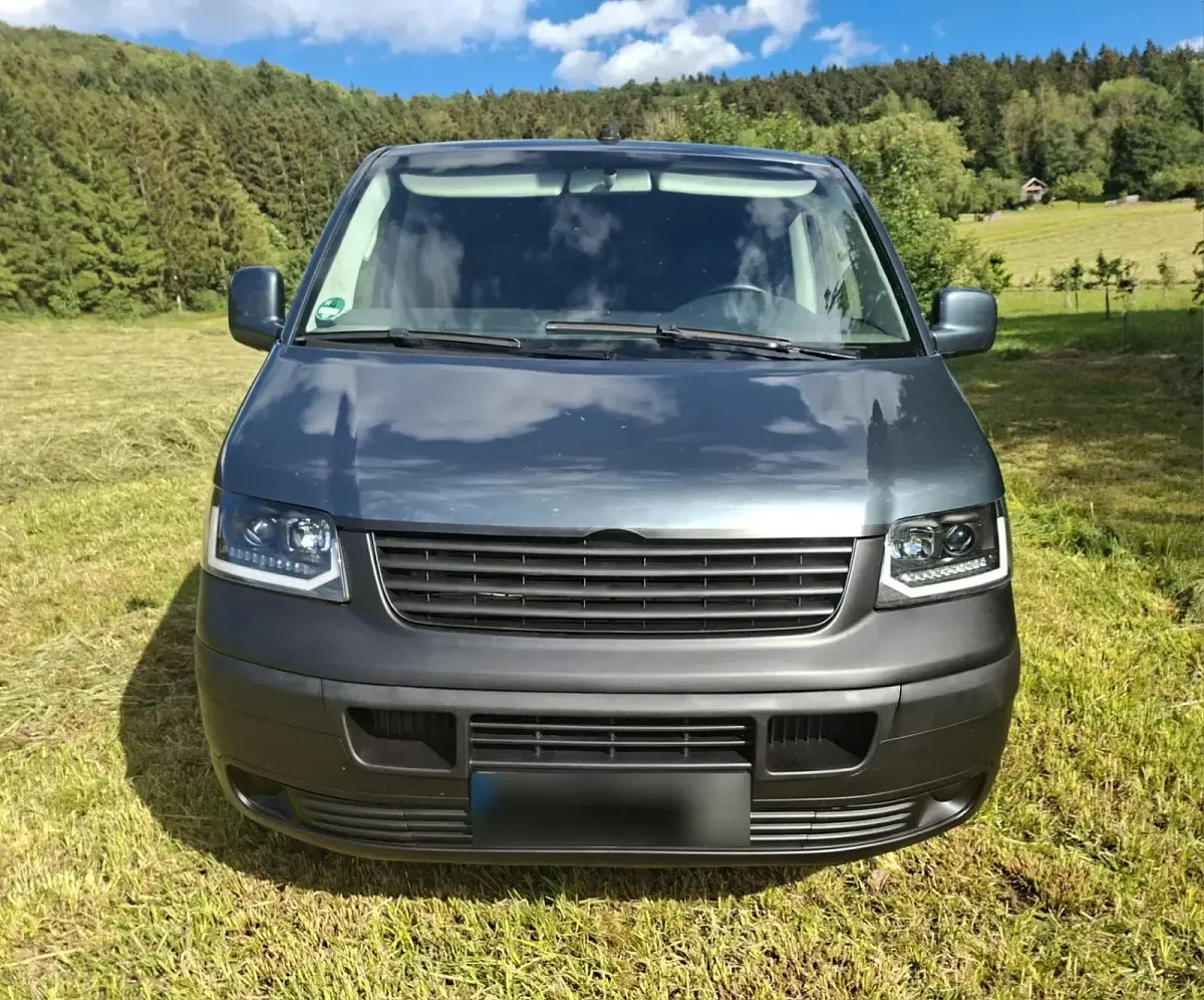 Gebraucht VW Caravelle 131 PS (96 kW) 2004 Grau Van